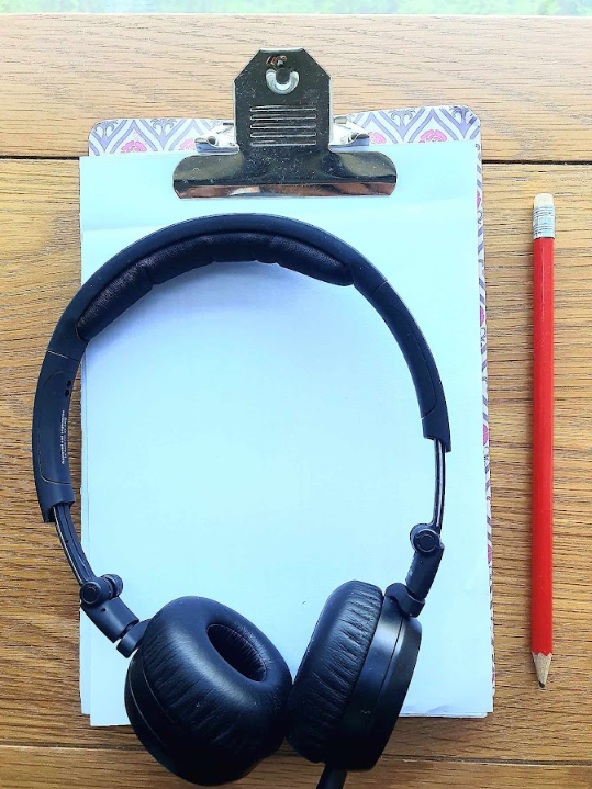 Headphones, IELTS listening, books, mistakes, higher band score, success